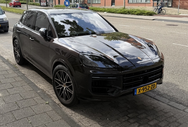 Porsche 9YA Cayenne Turbo E-Hybrid