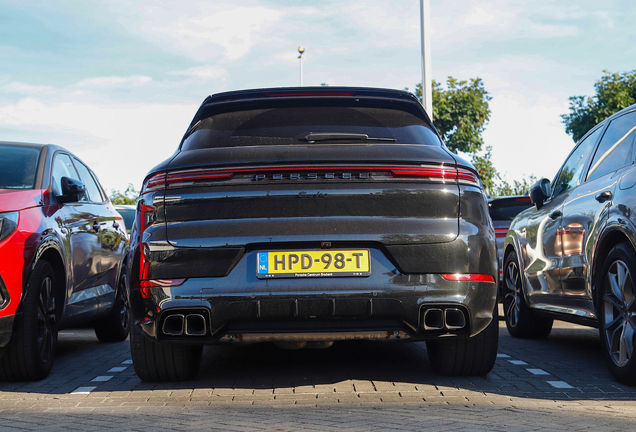 Porsche 9YA Cayenne Turbo E-Hybrid