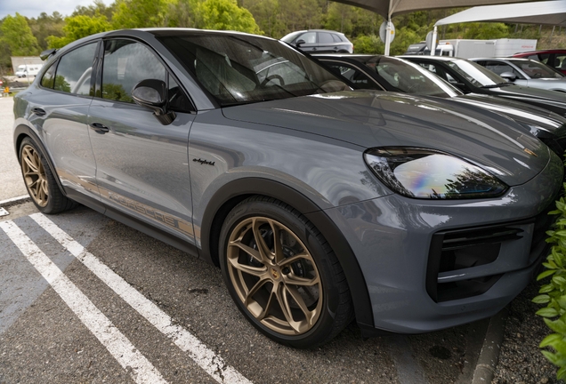 Porsche Cayenne Coupé Turbo E-Hybrid