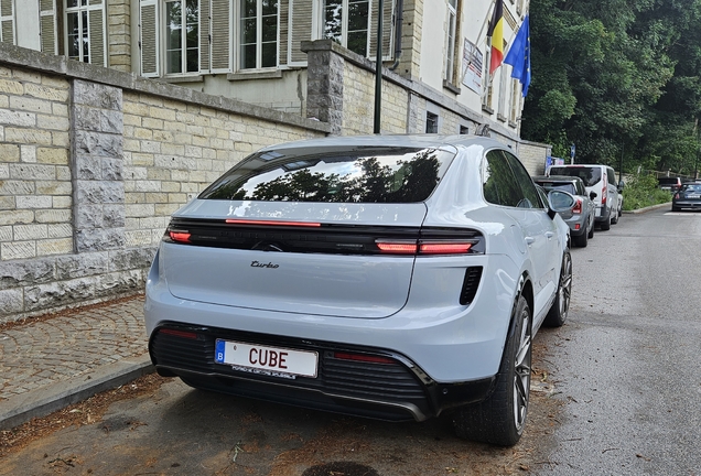 Porsche Macan EV Turbo