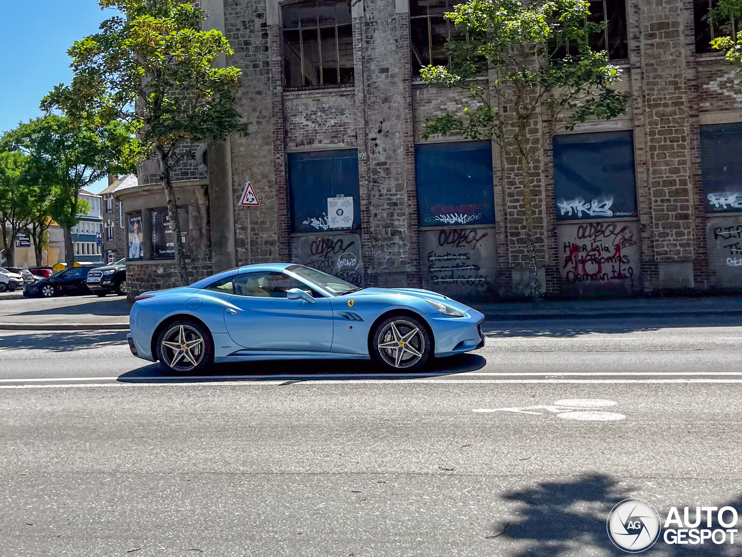 Ferrari California