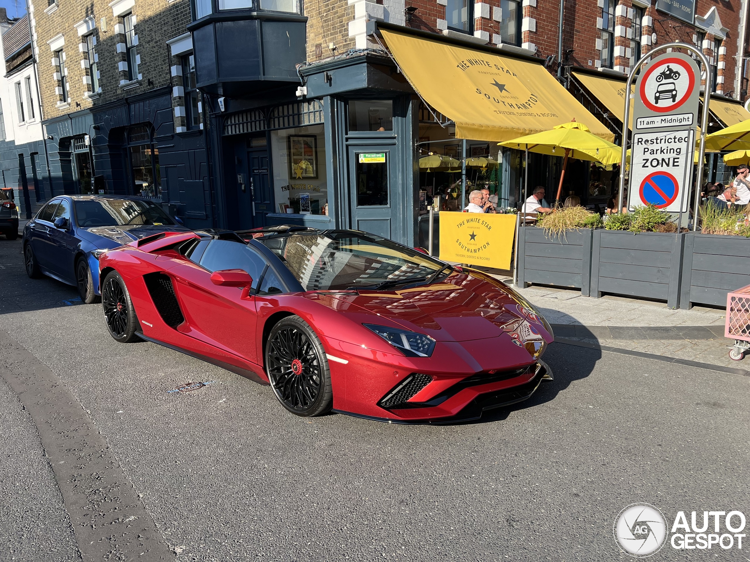 Lamborghini Aventador S LP740-4 Roadster