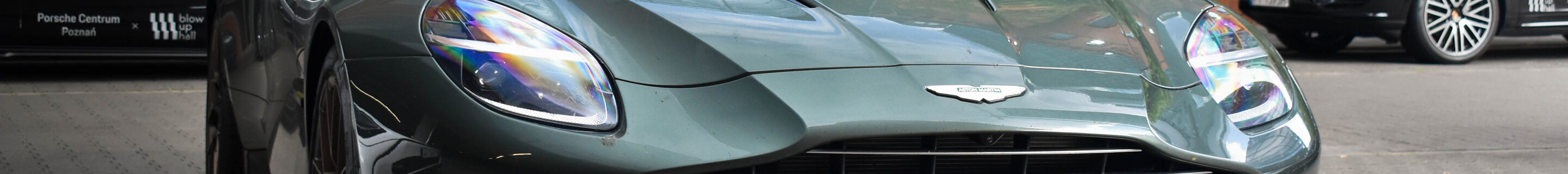 Aston Martin Vanquish 2025