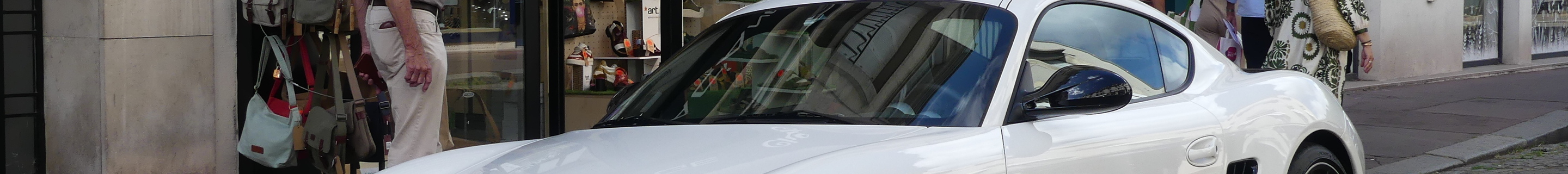 Porsche 987 Cayman R