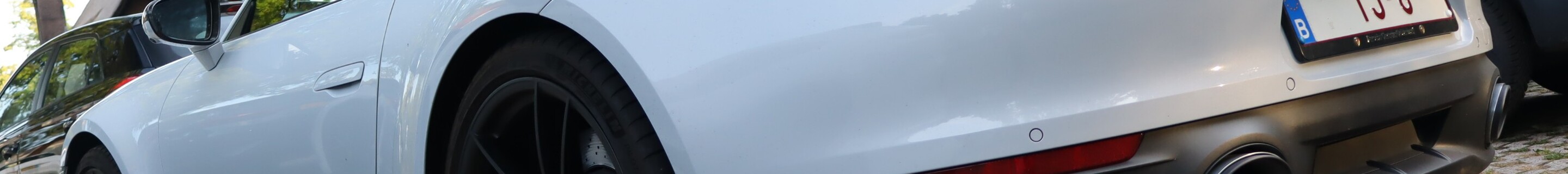 Porsche 992 Carrera 4 GTS