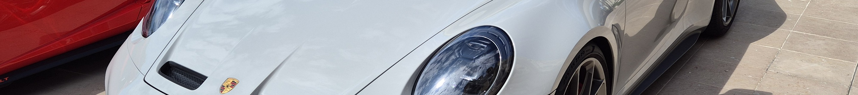 Porsche 992 GT3 Touring