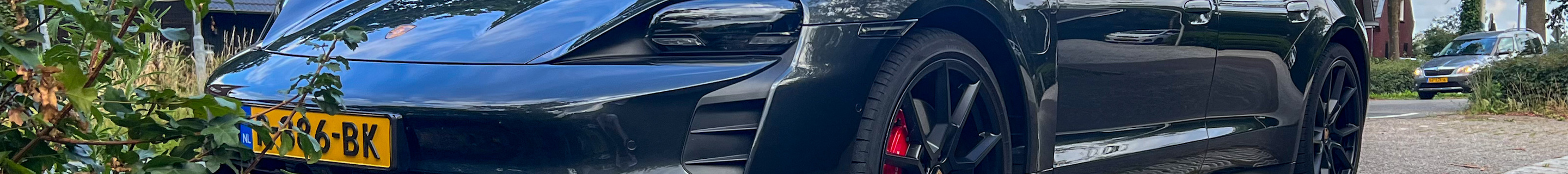 Porsche Taycan GTS Sport Turismo MkI