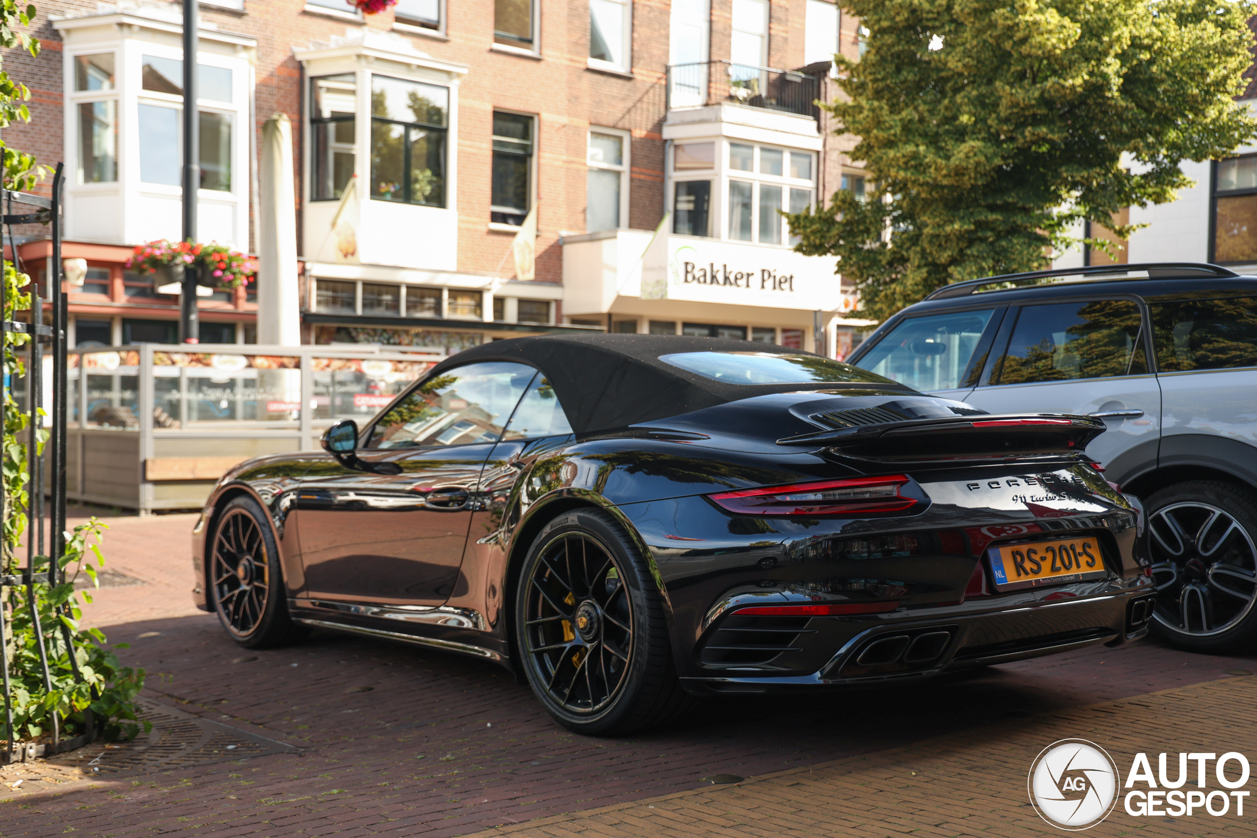 Porsche 991 Turbo S Cabriolet MkII