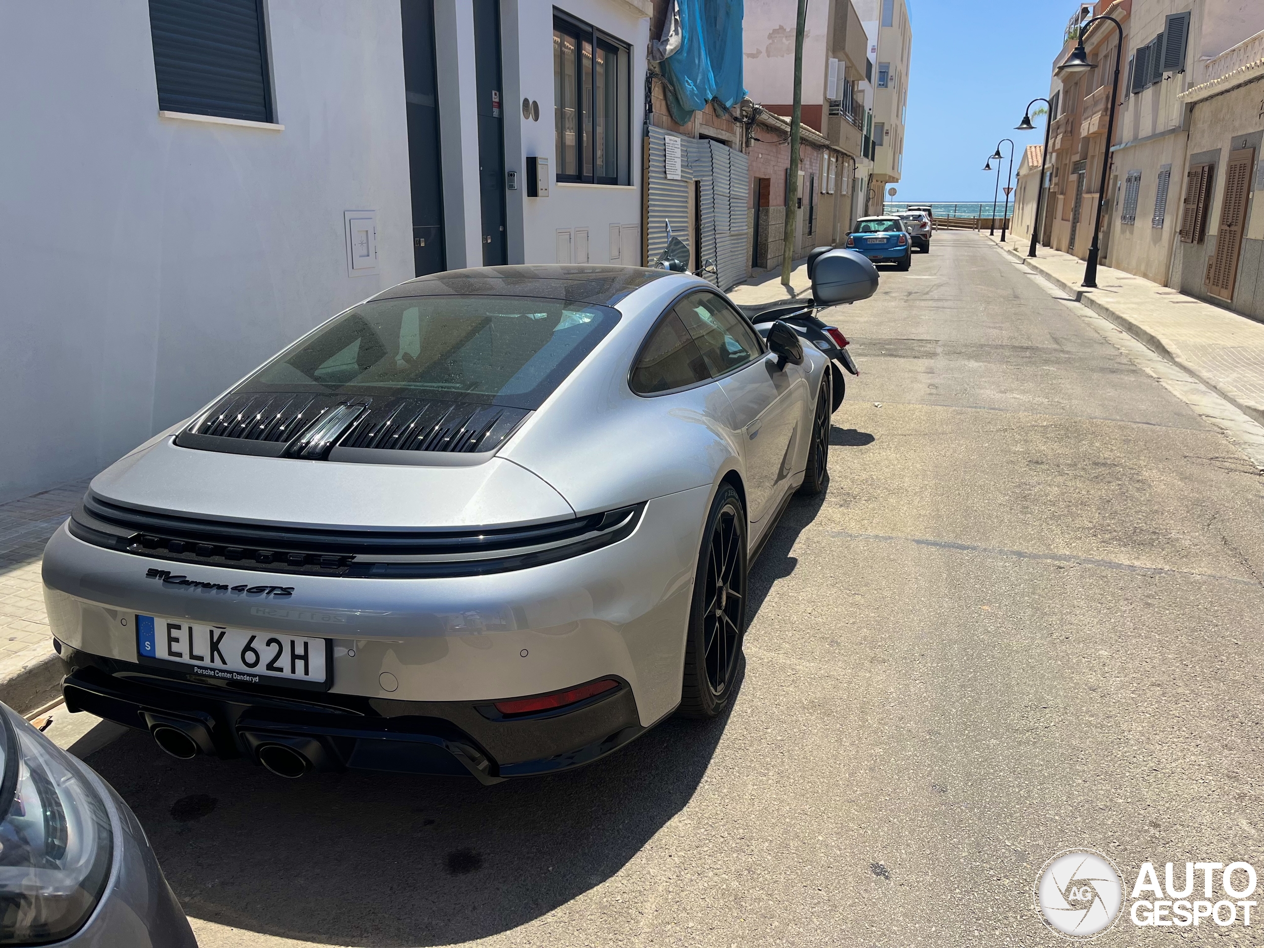 Porsche 992 Carrera 4 GTS MkII