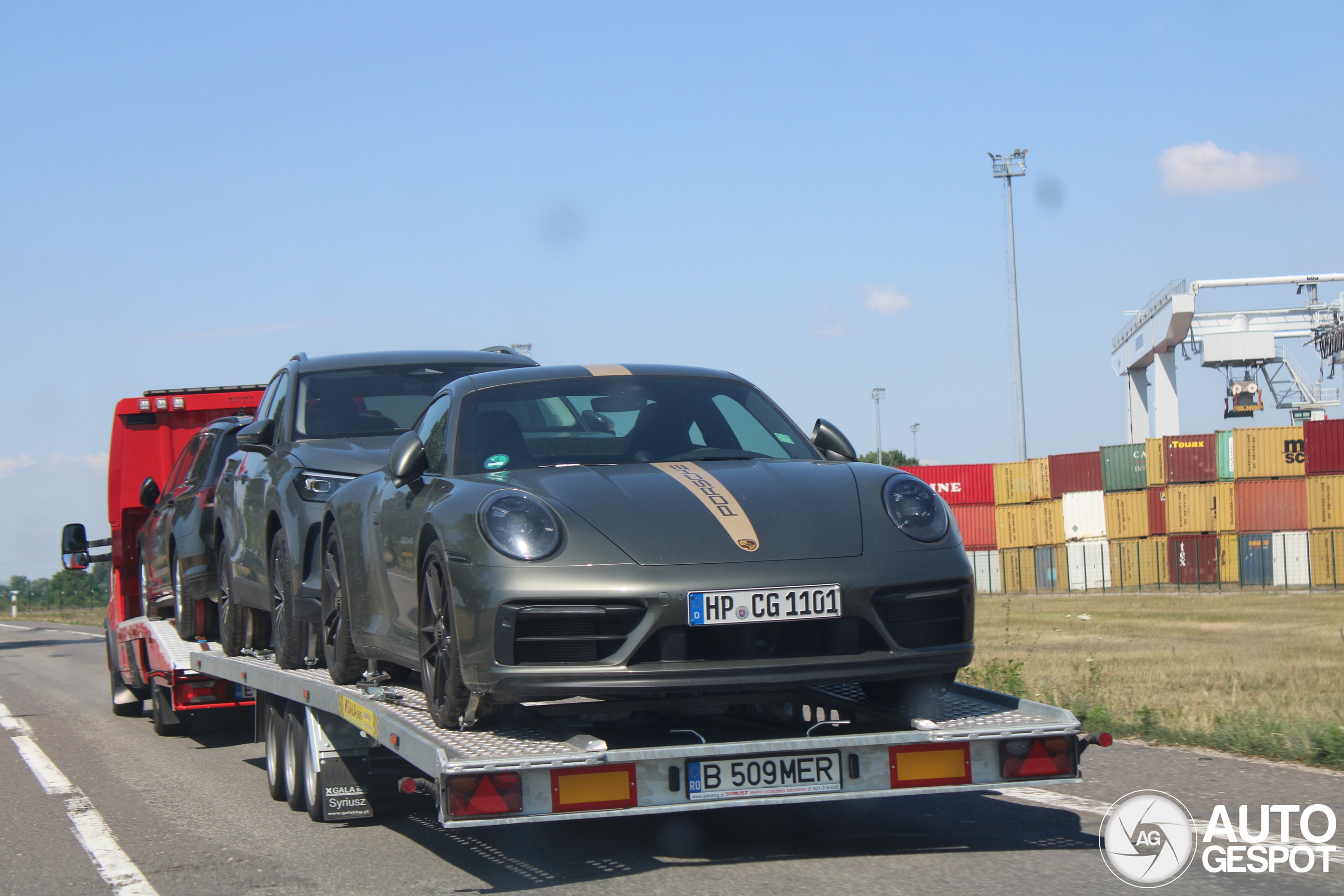 Porsche 992 Carrera GTS