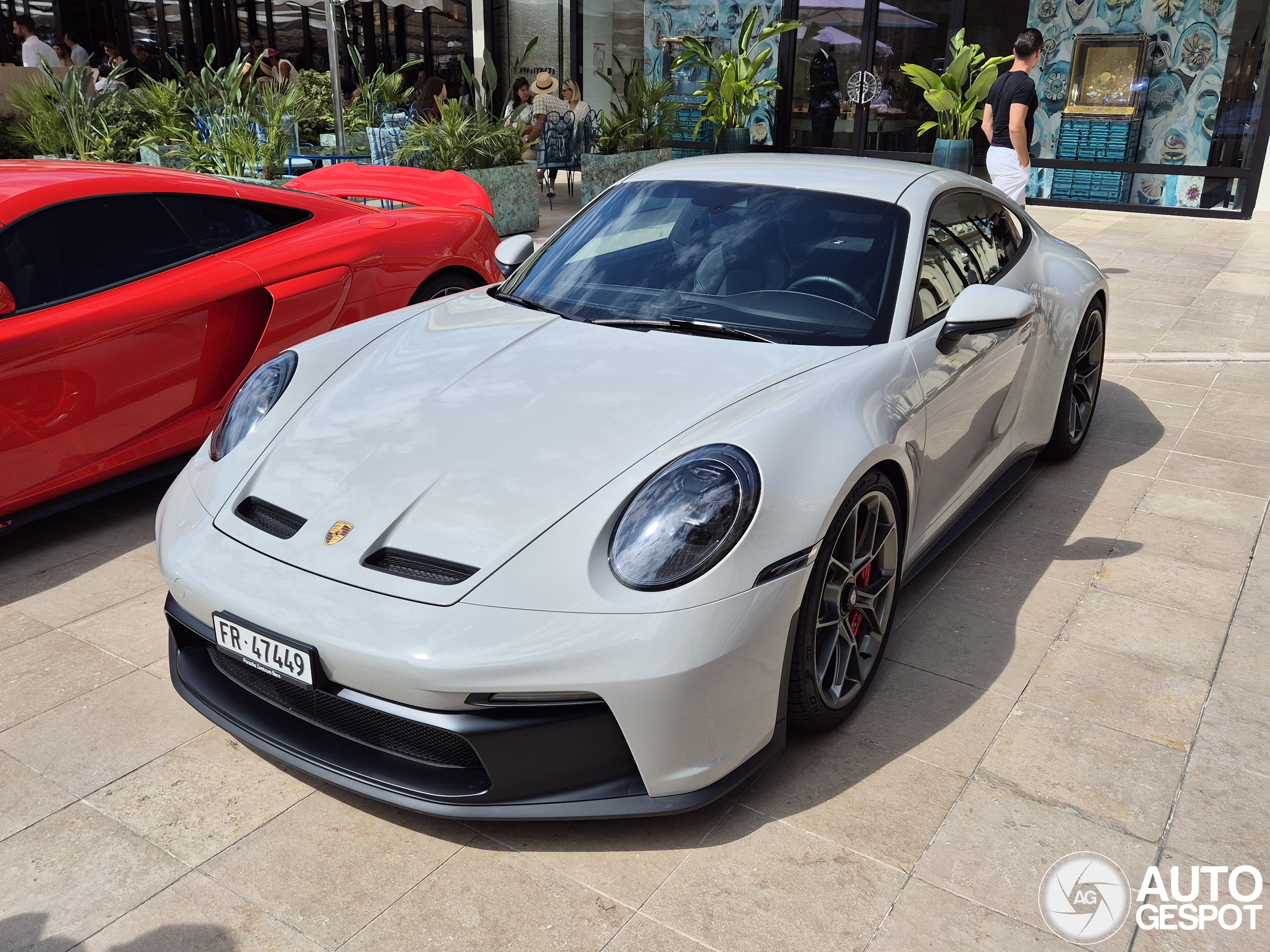 Porsche 992 GT3 Touring