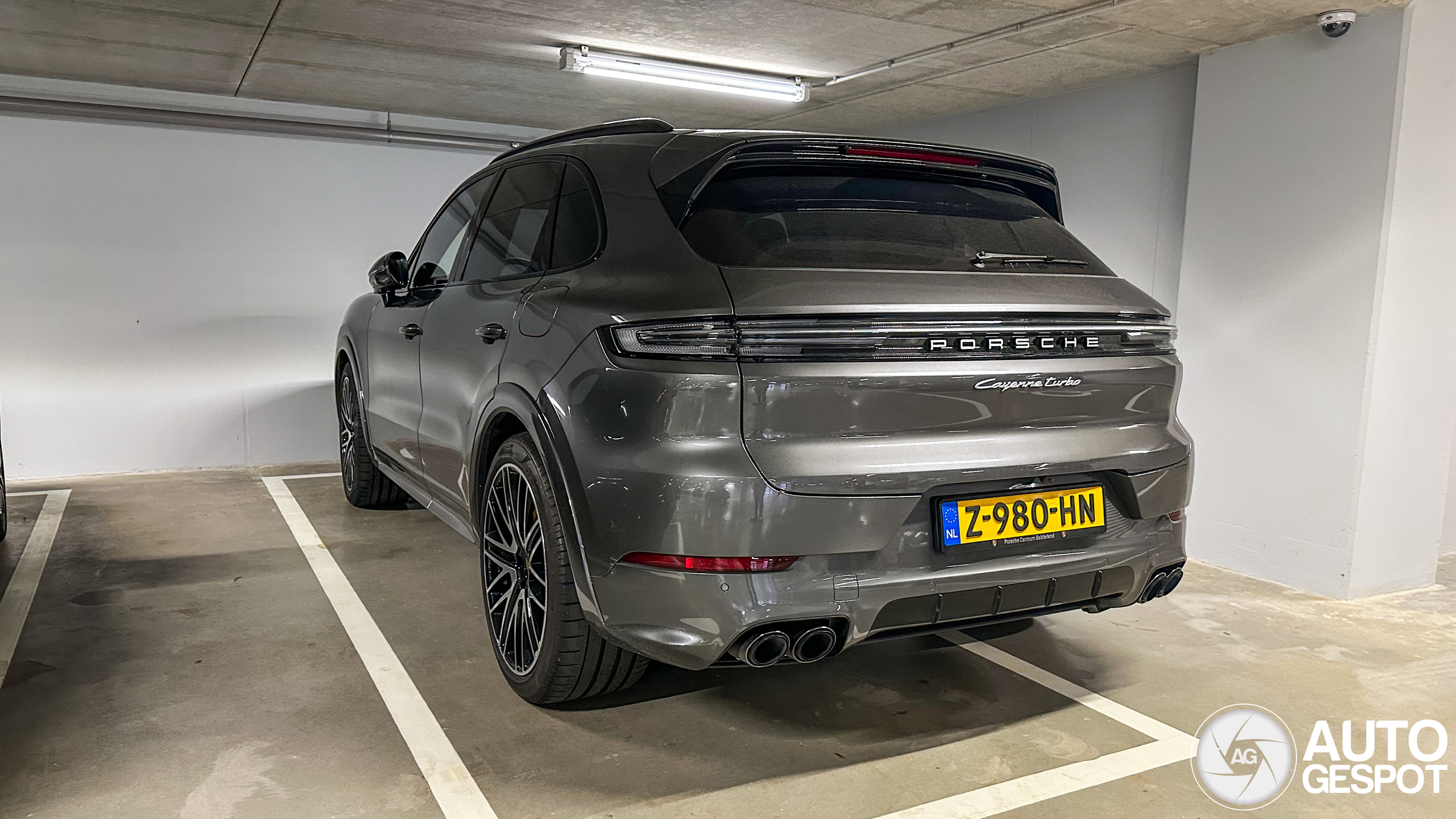Porsche 9YA Cayenne Turbo E-Hybrid