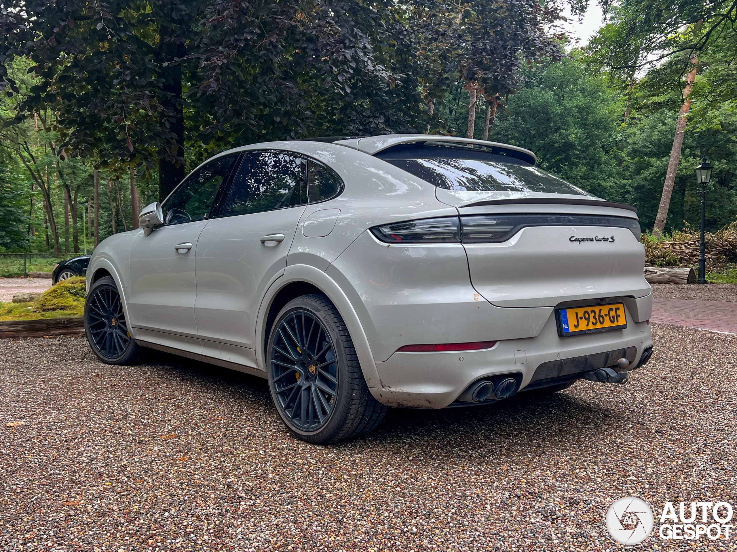 Porsche Cayenne Coupé Turbo S E-Hybrid