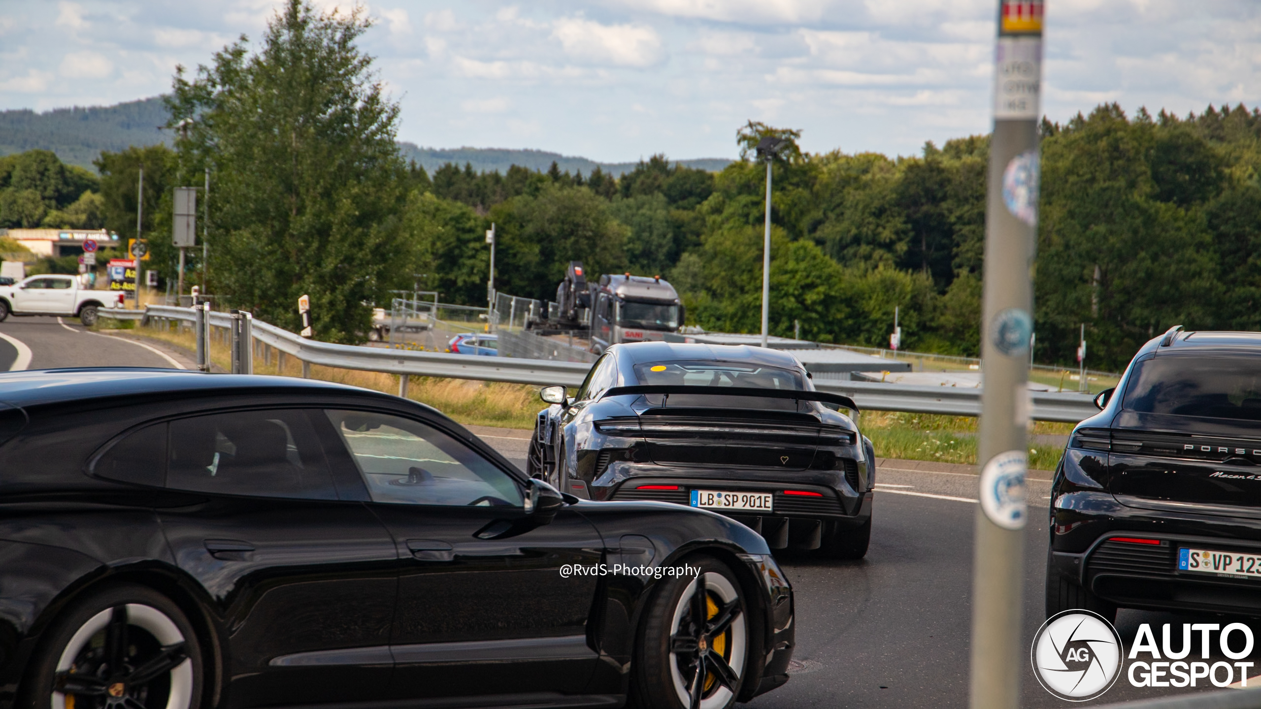 The next-level Taycan: Manthey Racing’s prototype hits the Ring