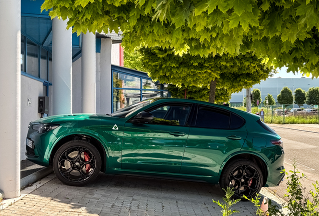 Alfa Romeo Stelvio Quadrifoglio 2023