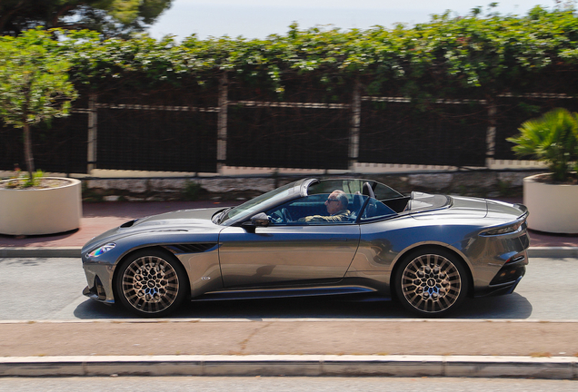Aston Martin DBS 770 Ultimate Volante