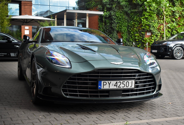 Aston Martin Vanquish 2025