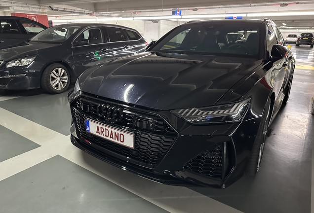Audi RS6 Avant C8