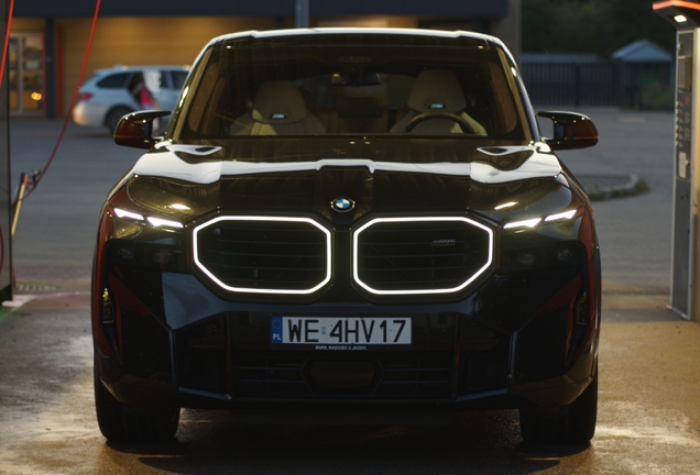 BMW XM G09