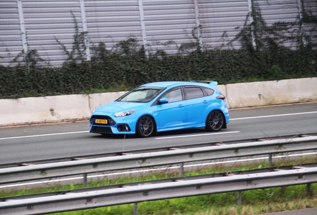 Ford Focus RS 2015 Triple R Composites