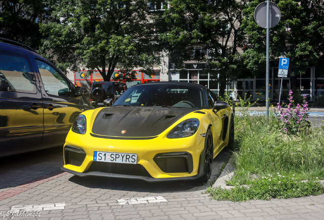 Porsche 718 Spyder RS Weissach Package