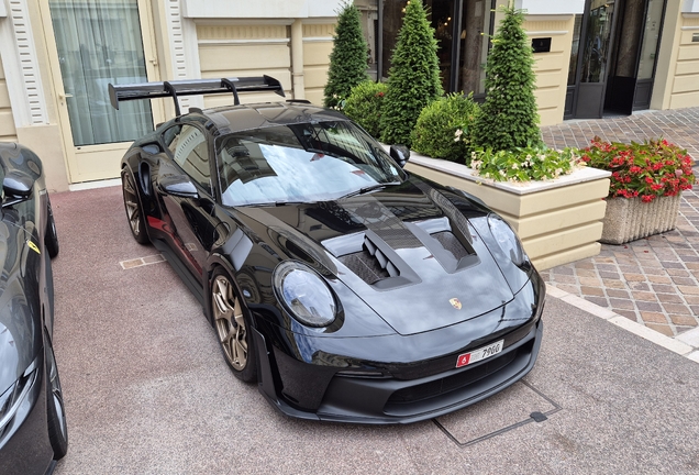 Porsche 992 GT3 RS Weissach Package