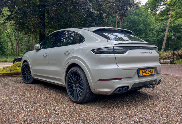 Porsche Cayenne Coupé Turbo S E-Hybrid