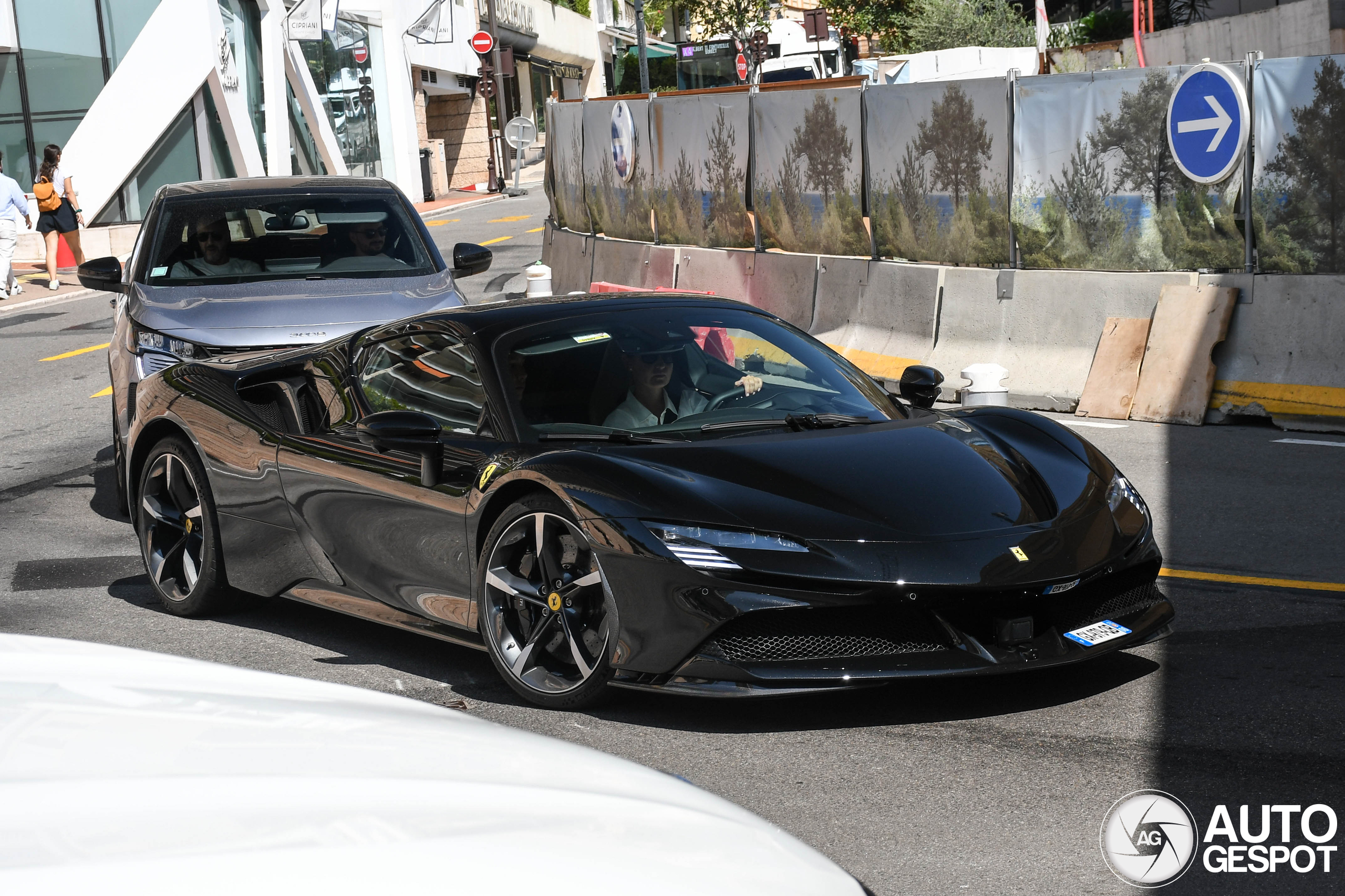 Ferrari SF90 Spider