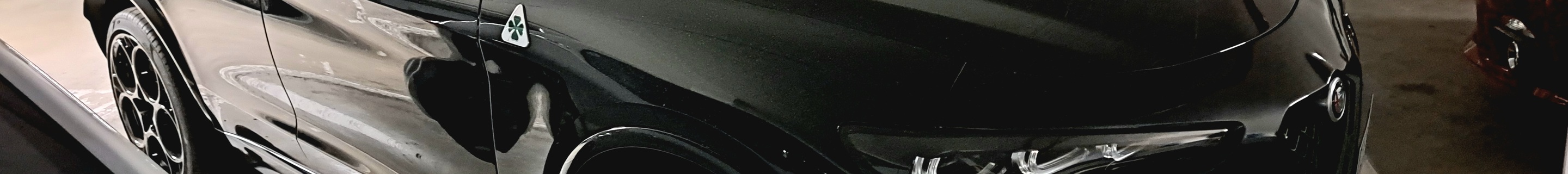 Alfa Romeo Stelvio Quadrifoglio 2023