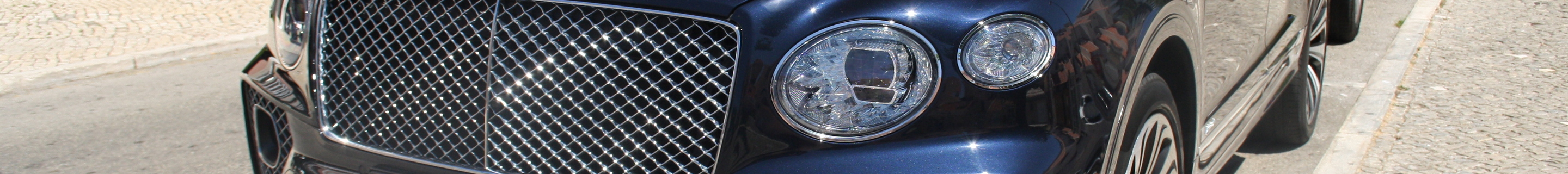 Bentley Bentayga Hybrid 2021