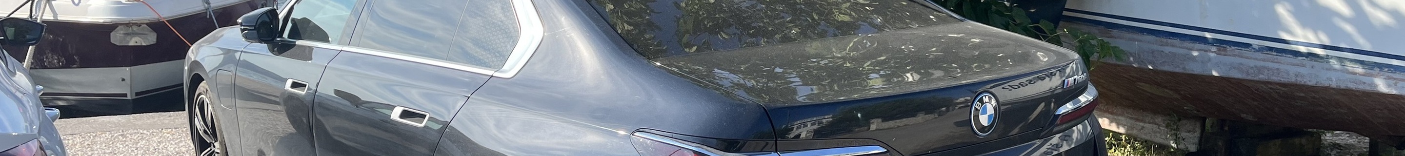 BMW M760e xDrive