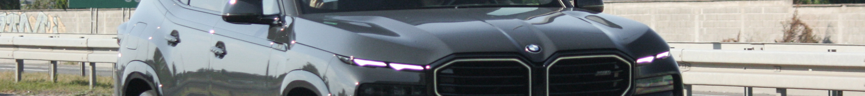 BMW XM G09