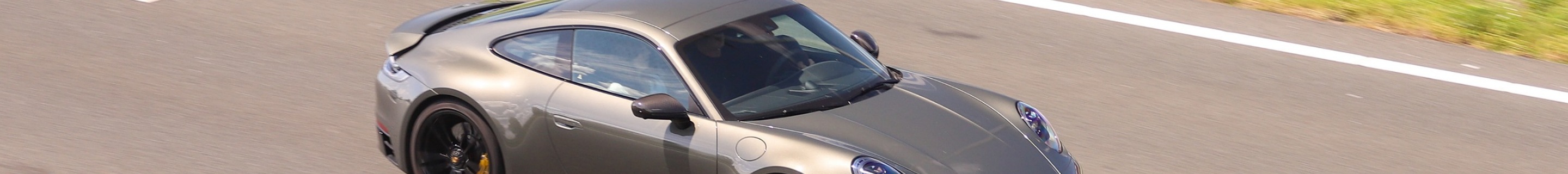 Porsche 992 Carrera GTS
