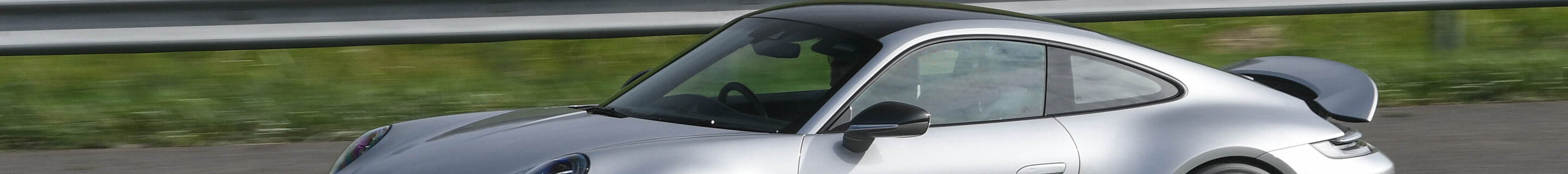 Porsche 992 GT3 Touring
