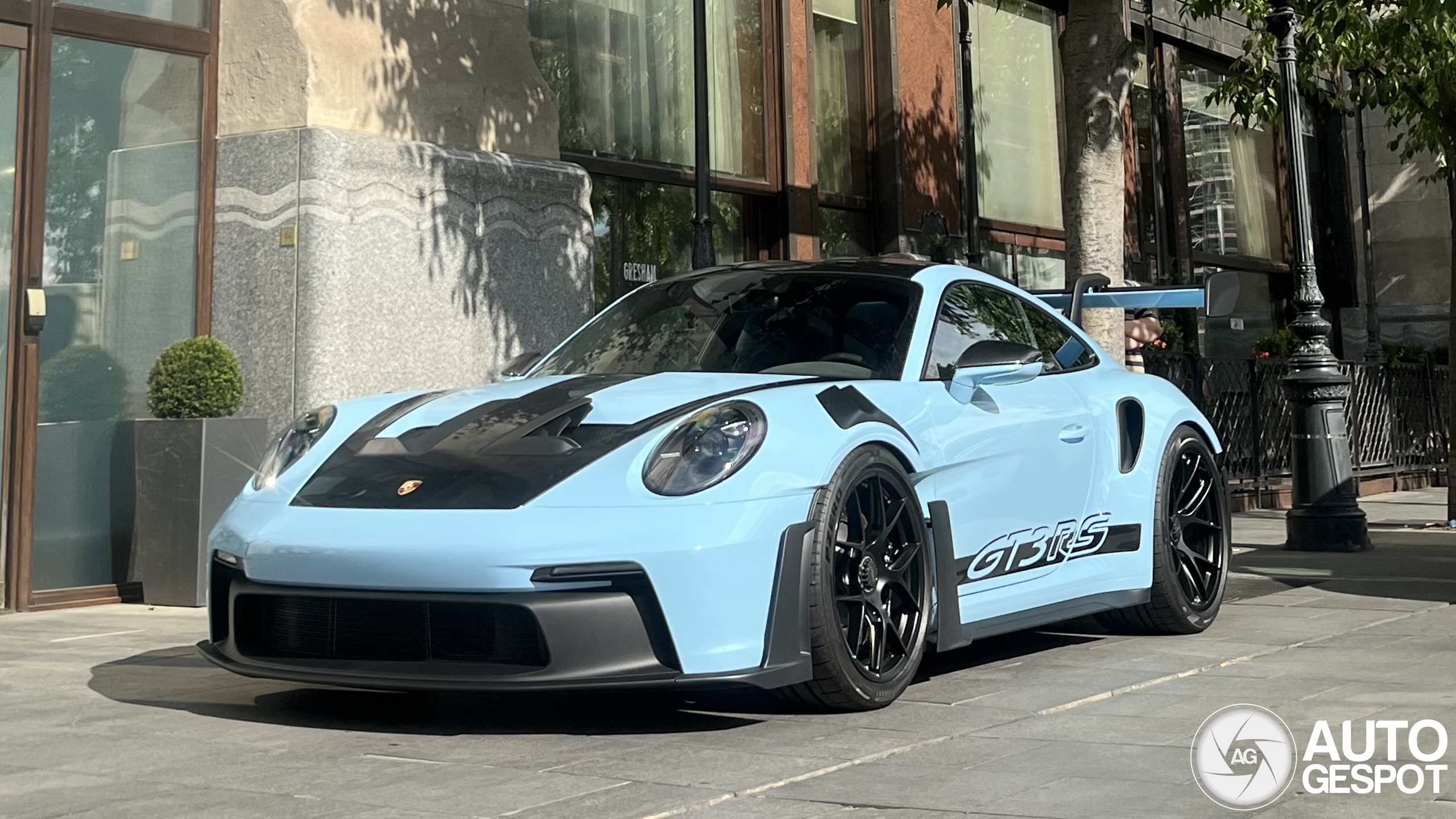 Porsche 992 GT3 RS Weissach Package