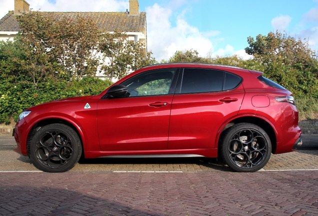 Alfa Romeo Stelvio Quadrifoglio 2020