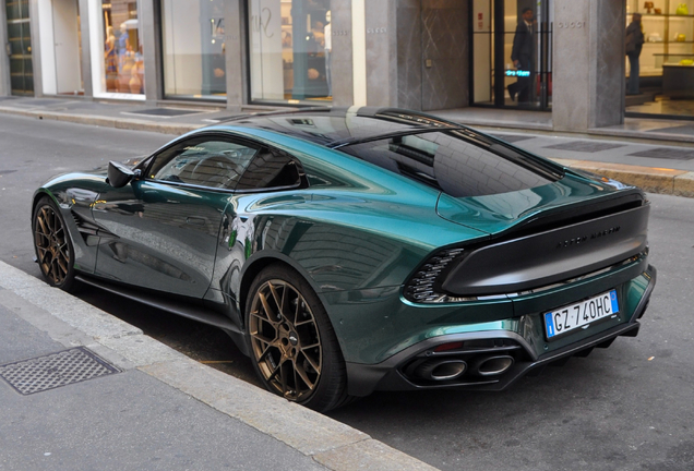 Aston Martin Vanquish 2025