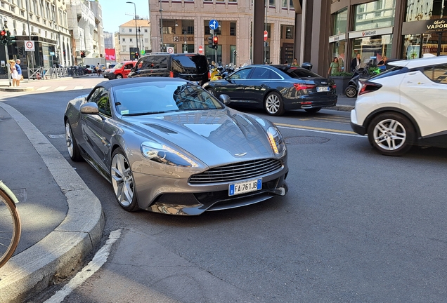 Aston Martin Vanquish Volante