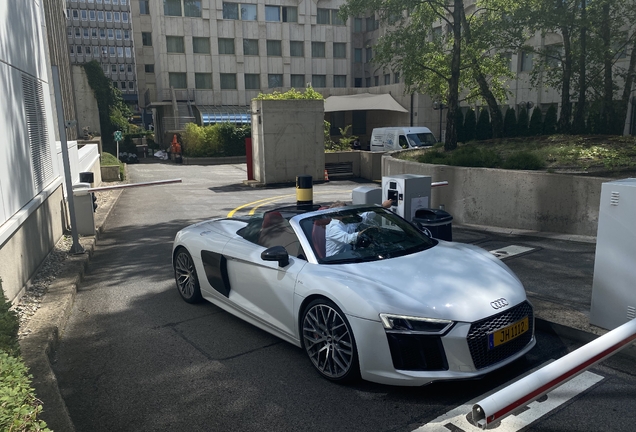 Audi R8 V10 Spyder 2016