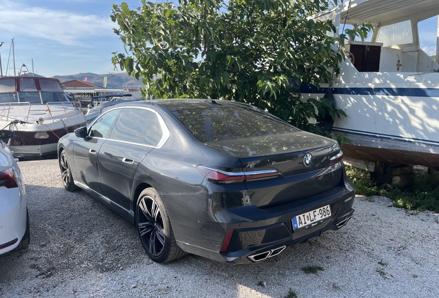 BMW M760e xDrive