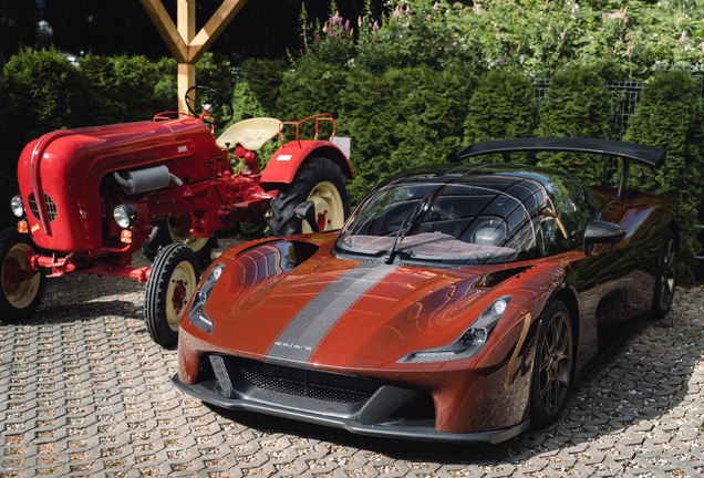 Dallara Stradale Carbon Series