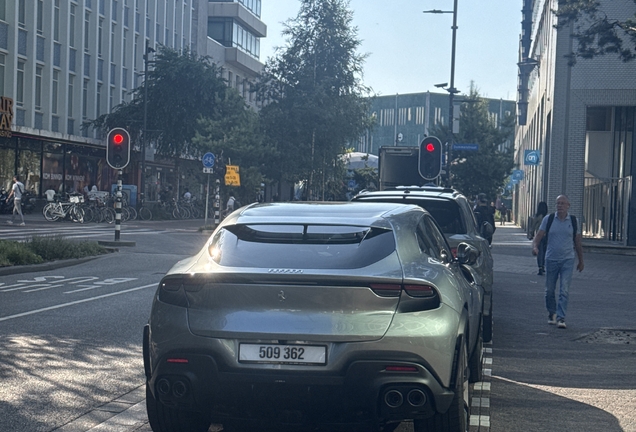 Ferrari Purosangue
