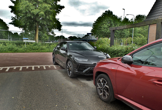 Lamborghini Urus S