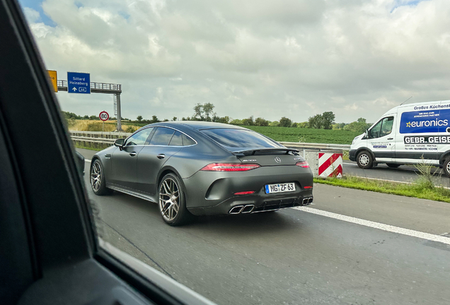 Mercedes-AMG GT 63 S X290