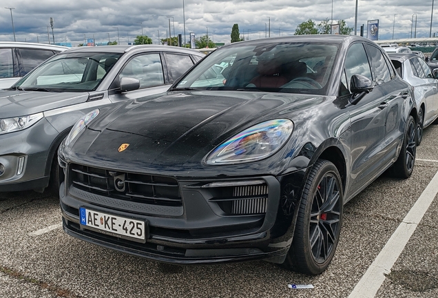 Porsche 95B Macan GTS MkIII