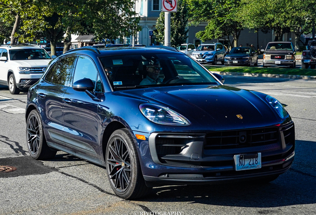 Porsche 95B Macan GTS MkIII