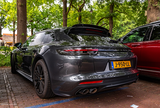 Porsche 971 Panamera GTS Sport Turismo