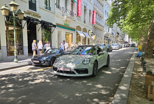 Porsche 992 Carrera 4S