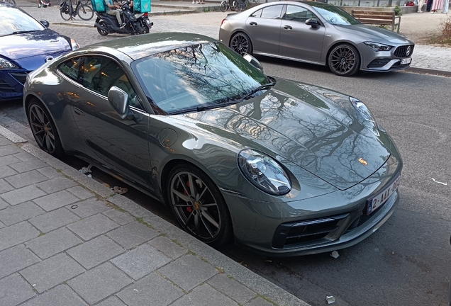 Porsche 992 Carrera 4S