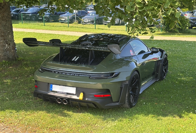 Porsche 992 GT3 RS Weissach Package